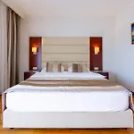 Palace Hotel 4*