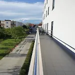 Отель Palace 4*