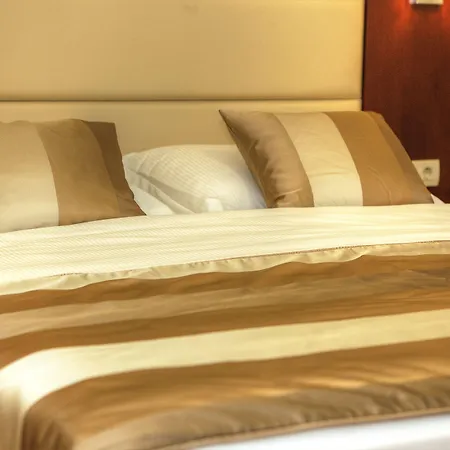 Palace Отель 4*